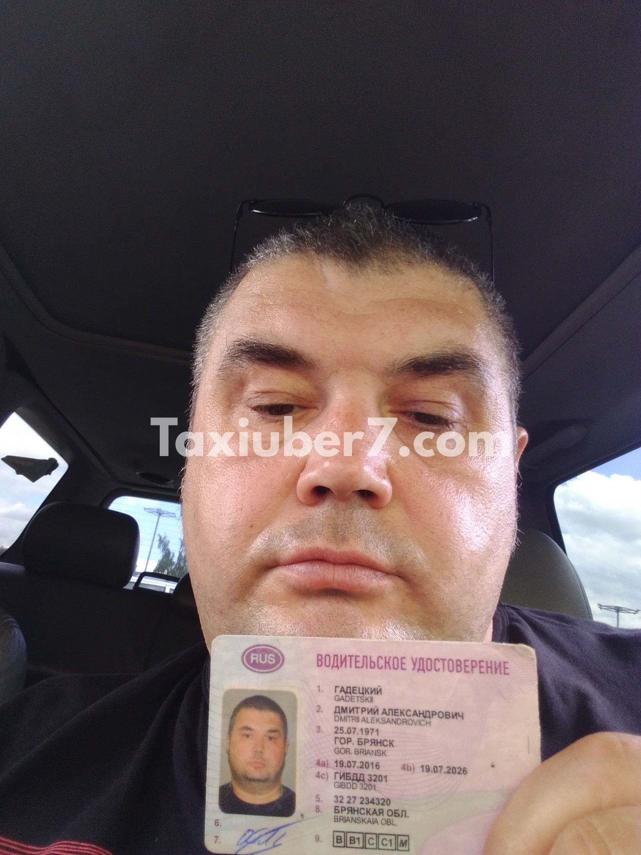 taxi taksi uber near me