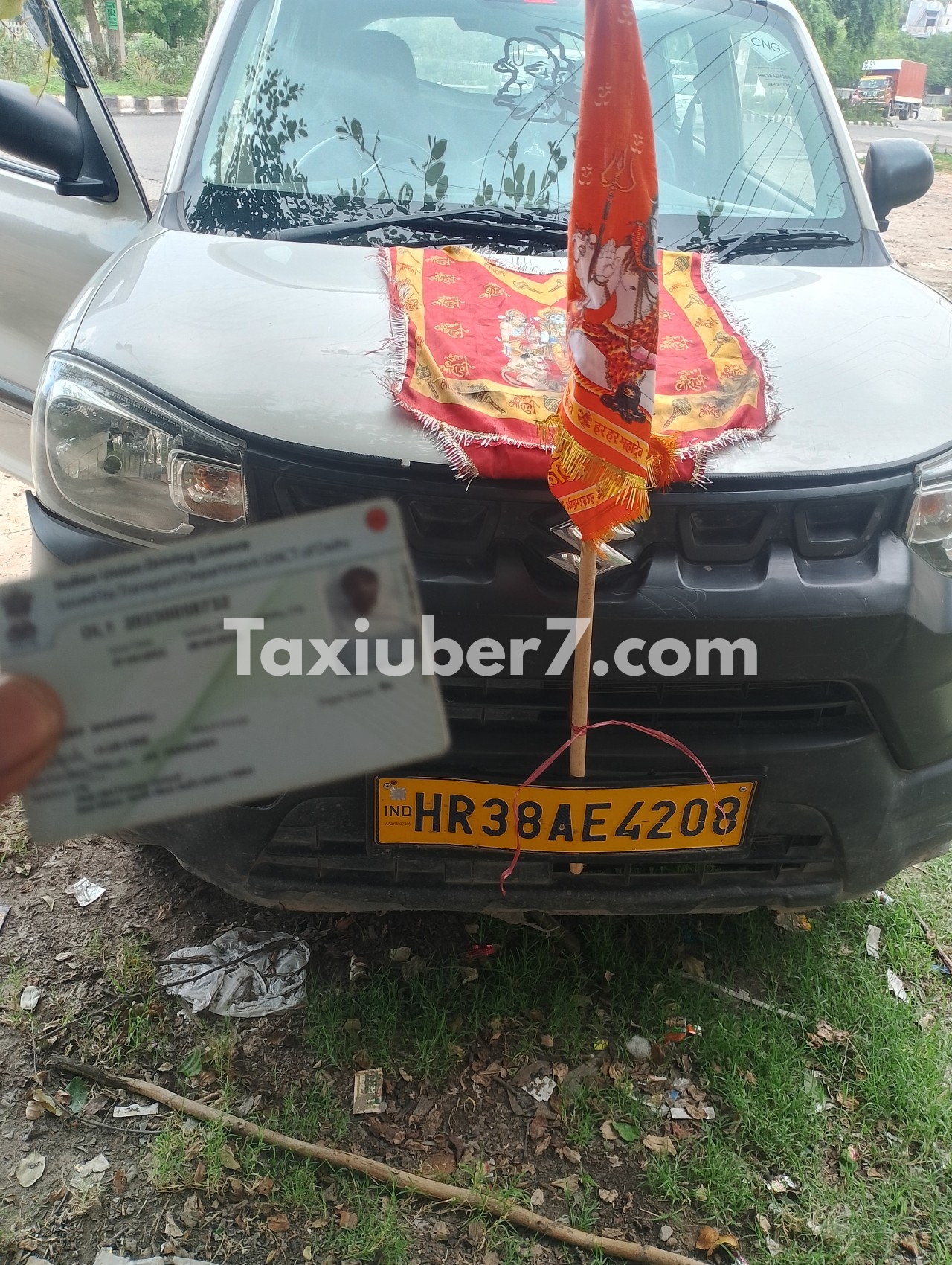 taxi taksi uber near me